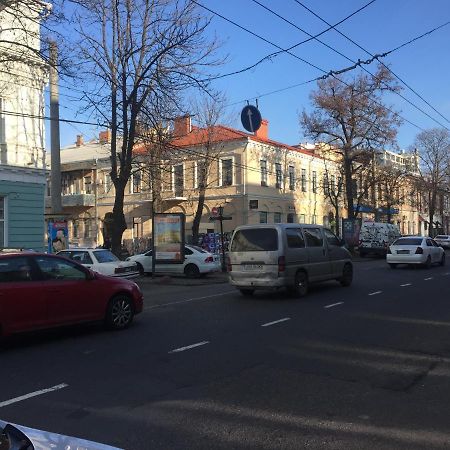 דירות אודסה Cozy Studio Near Greek Square מראה חיצוני תמונה